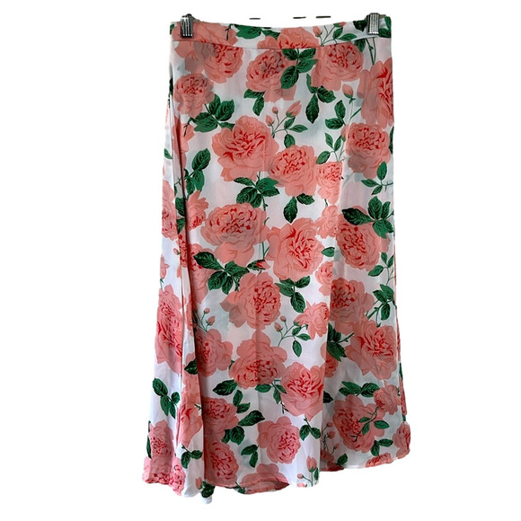 Show me your MuMu floral skirt - Picture 7 of 8
